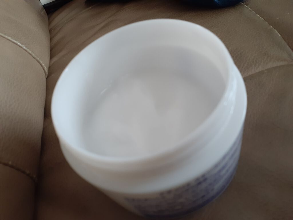 ハトムギ保湿ジェル(ナチュリエ スキンコンディショニングジェル)/ナチュリエ/美容液を使ったクチコミ(3枚目)