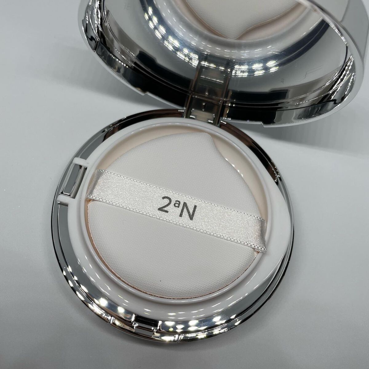 グリーミングテンションパクト/2aN/クリーム・エマルジョンファンデーションを使ったクチコミ（2枚目）