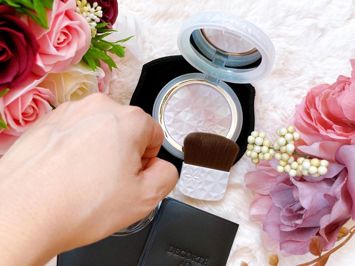 ＡＱ　オーラ リフレクター/DECORTÉ/プレストパウダーを使ったクチコミ（2枚目）