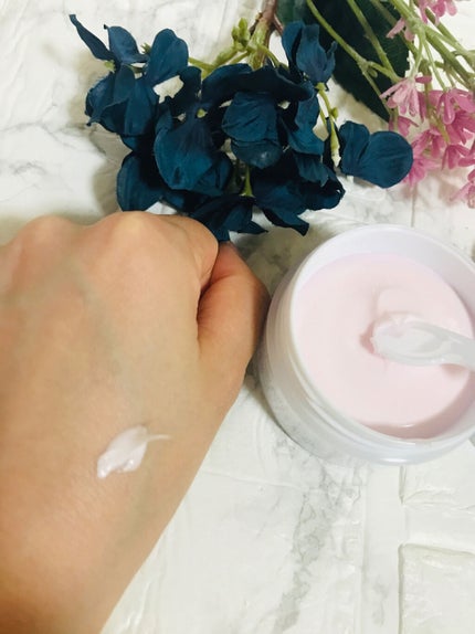 イーラボシャイニングパールプチ 薬用ボディピンク/脱毛ラボ/ボディクリームを使ったクチコミ(1枚目)