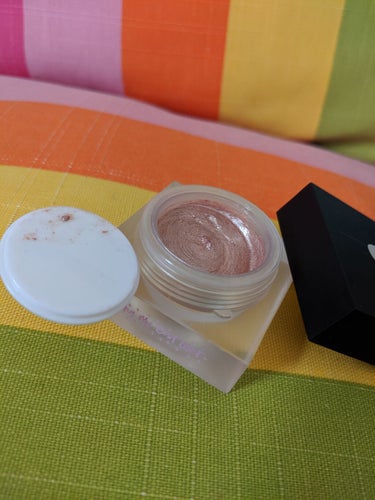 GELÉE GLOW MULTI USE HIGHLIGHTER/BEAUTY BAY/ハイライトを使ったクチコミ（1枚目）