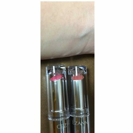 ラスティンググロスリップ/CEZANNE/口紅を使ったクチコミ(4枚目)