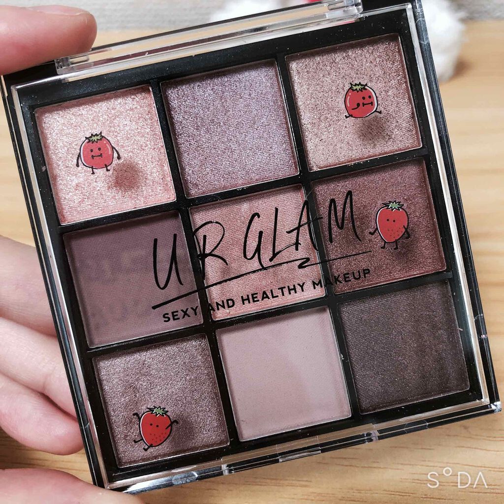 UR GLAM BLOOMING EYE COLOR PALETTE/U R GLAM/アイシャドウパレットを使ったクチコミ(1枚目)
