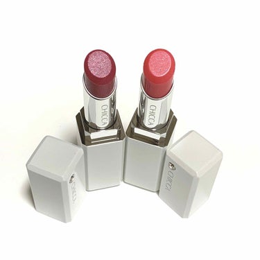 💄ラメが可愛い2品💄
キッカ メスメリック リップスティック
22 ロージータトゥー
28 プラムネクター

22 ロージータトゥー
赤リップに青ラメ入れるなんて、
天才過ぎない？？😇✨
ピンクに青ラメ