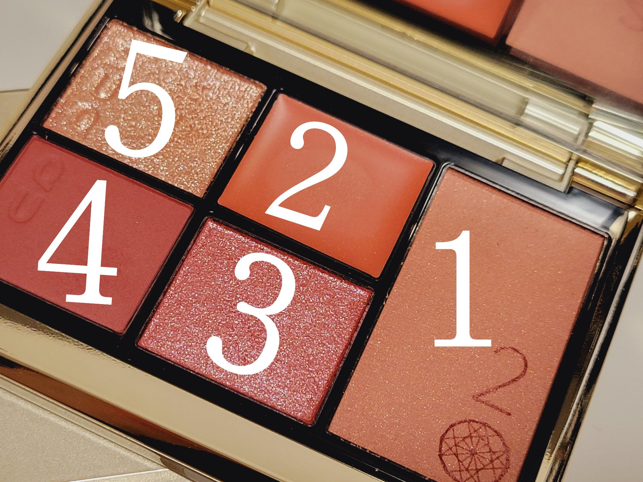 20th アニバーサリー アイ＆ブラッシュ コンパクト/SUQQU/アイシャドウパレットを使ったクチコミ（3枚目）