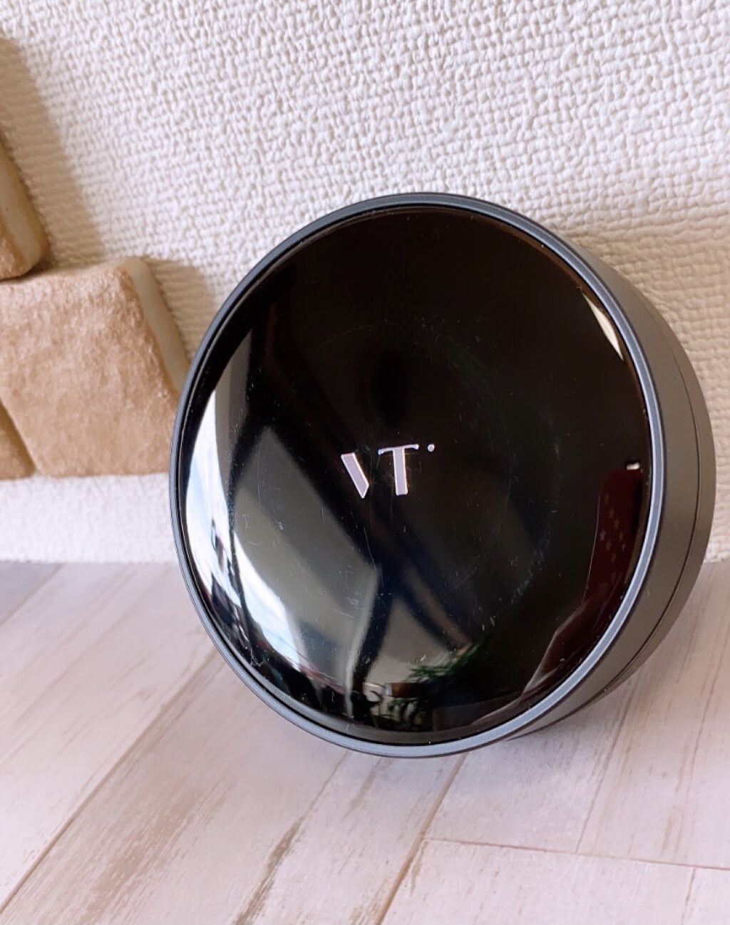 VT VT  BLACK FIX ON CC CUSHIONのクチコミ「クッションファンデ　韓国コスメ🇰🇷
⭐️⭐️⭐️⭐️GOOD
VT Cosmetics
VT .....」（2枚目）