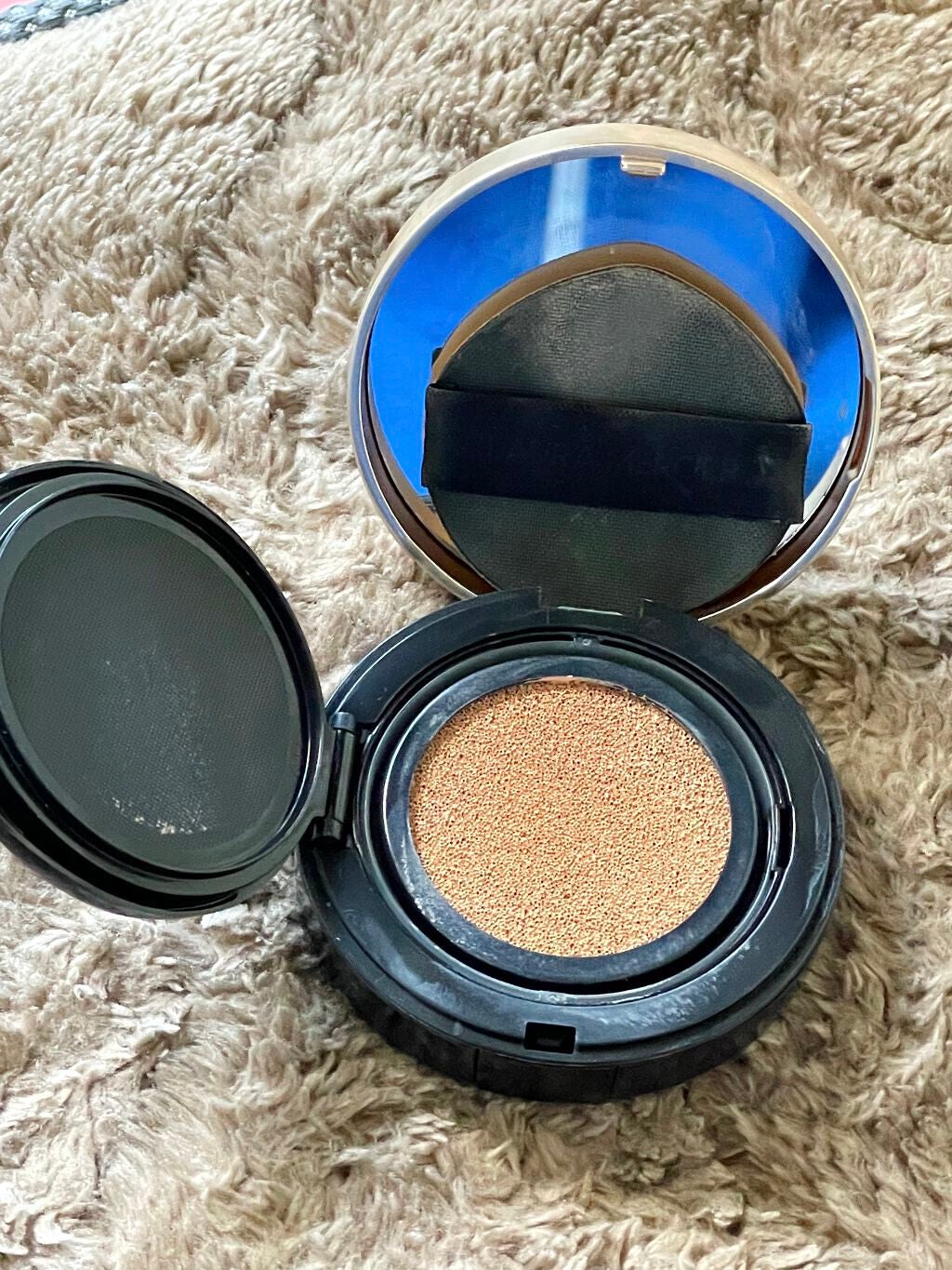 フローレス ルミエール ラディアンス パーフェクティング クッション/ローラ メルシエ/クッションファンデーションを使ったクチコミ(3枚目)