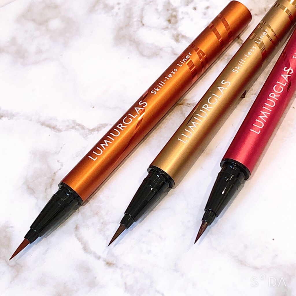 スキルレスライナー/LUMIURGLAS/リキッドアイライナーを使ったクチコミ(3枚目)