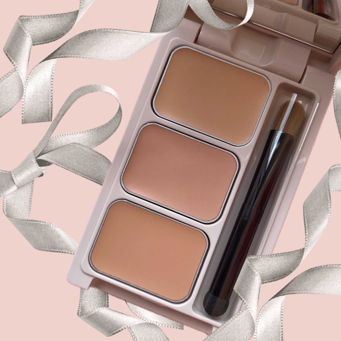 カバーパーフェクトコンシーラー/upink/パレットコンシーラーを使ったクチコミ(7枚目)