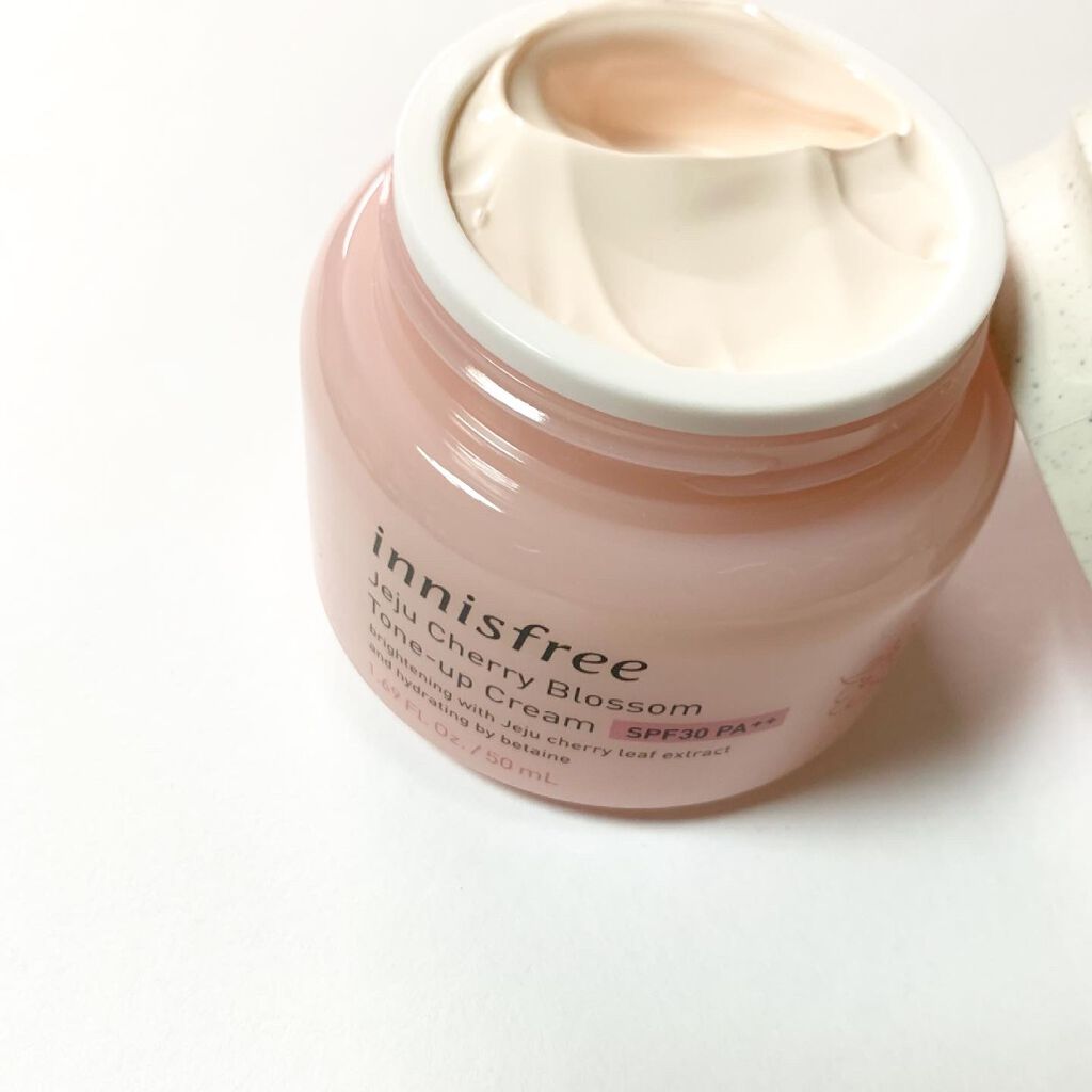 チェリーブロッサム トーンアップ クリーム UV/innisfree/フェイスクリームを使ったクチコミ（2枚目）