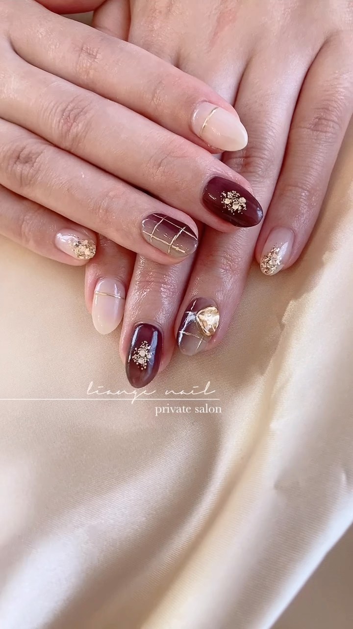 #ネイル,#冬ネイル,#大人ニュアンスネイル,#ニュアンスネイル,#ジェルネイル,#ミラーネイル,#クリスマスネイルのネイルデザイン