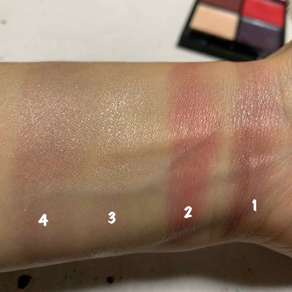 コフレドール マルチデザイニングパレットのクチコミ「最近、杏ちゃんと宮沢氷魚くんの
ドラマのせいか銀河鉄道の夜が
気になって仕方ない🌙*ﾟ🚋🌎

.....」（3枚目）