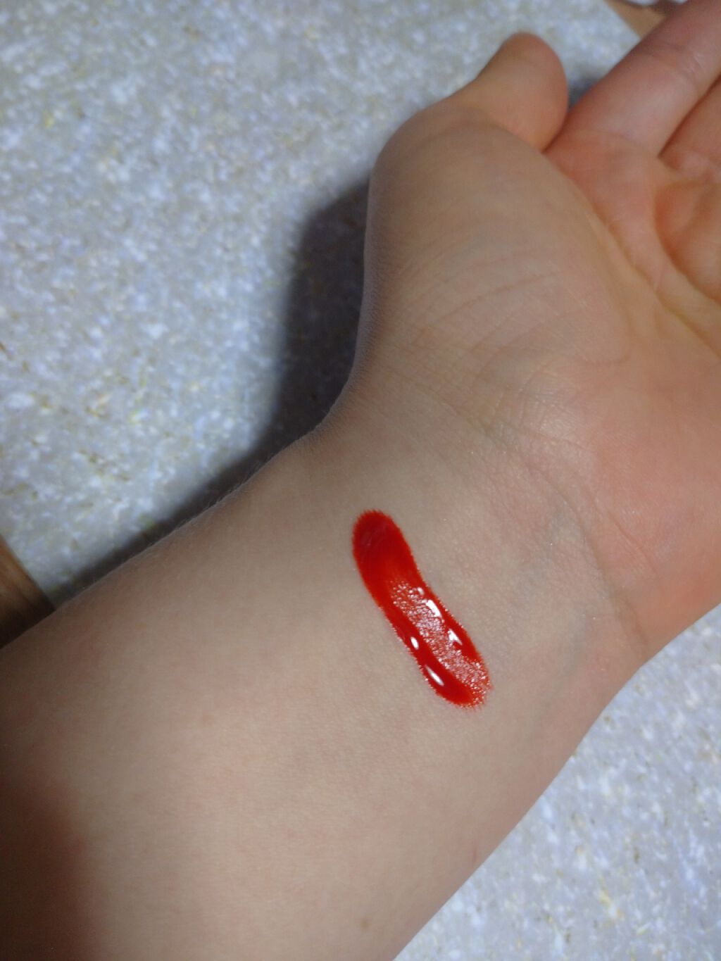 ジューシーライアー ウォーターティント 01 グァバモヒート(GUAVA MOJITO)/lilybyred/リップティントを使ったクチコミ（2枚目）