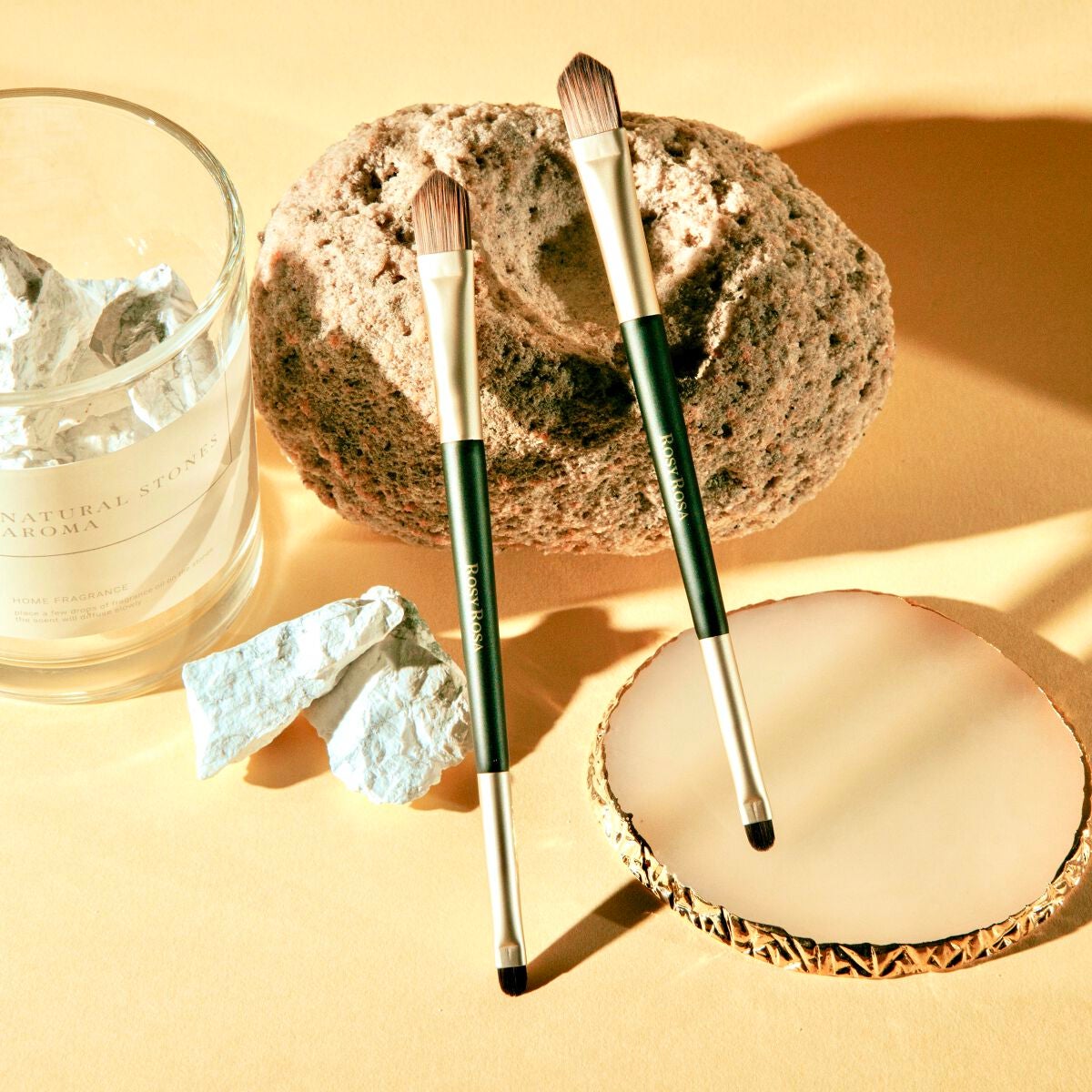 ダブルエンドコンシーラーブラシ/ロージーローザ/メイクブラシを使ったクチコミ(1枚目)