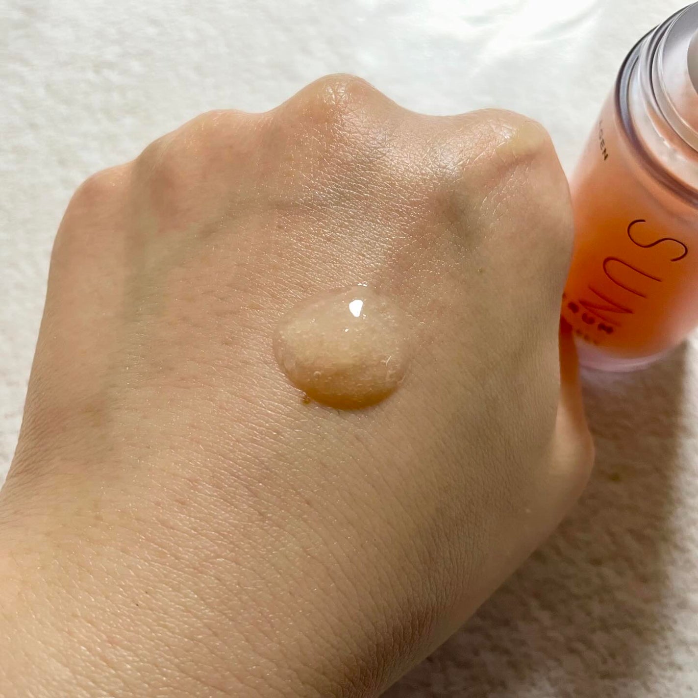 ハリケアコラーゲンサンセラム/VELY VELY/日焼け止めジェルを使ったクチコミ(2枚目)