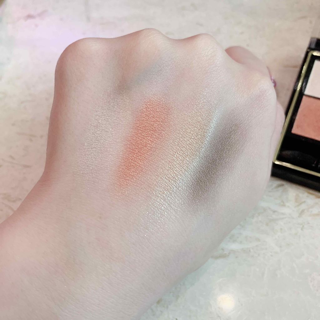 リアルクローズシャドウ/excel/アイシャドウパレットを使ったクチコミ(2枚目)