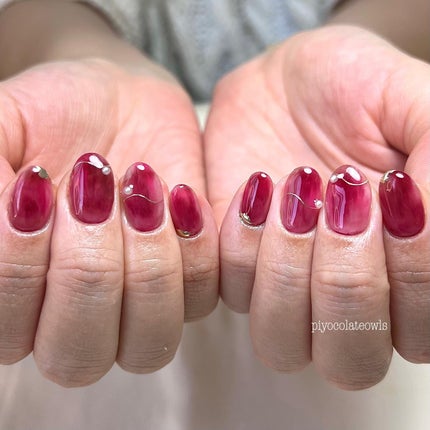 ぴよこれいと あうるす on LIPS 「もやもや全塗りに細ライン。うねうねの華奢な細ラインミラーとこれ..」(3枚目)