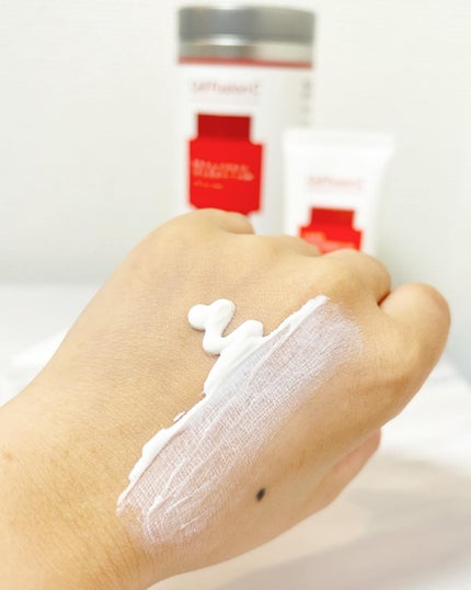 ゆんꪔ̤̮ フォロバ100 on LIPS 「,𓂃𓈒𓏸𓂃𓈒𓏸◌セルフュージョンCレイザーサンスクリーン🩵🩷今..」(4枚目)