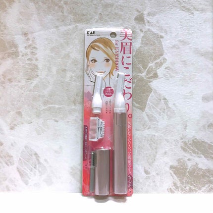 クシ付きマユトリマー(女性用)/貝印/シェーバーを使ったクチコミ(1枚目)