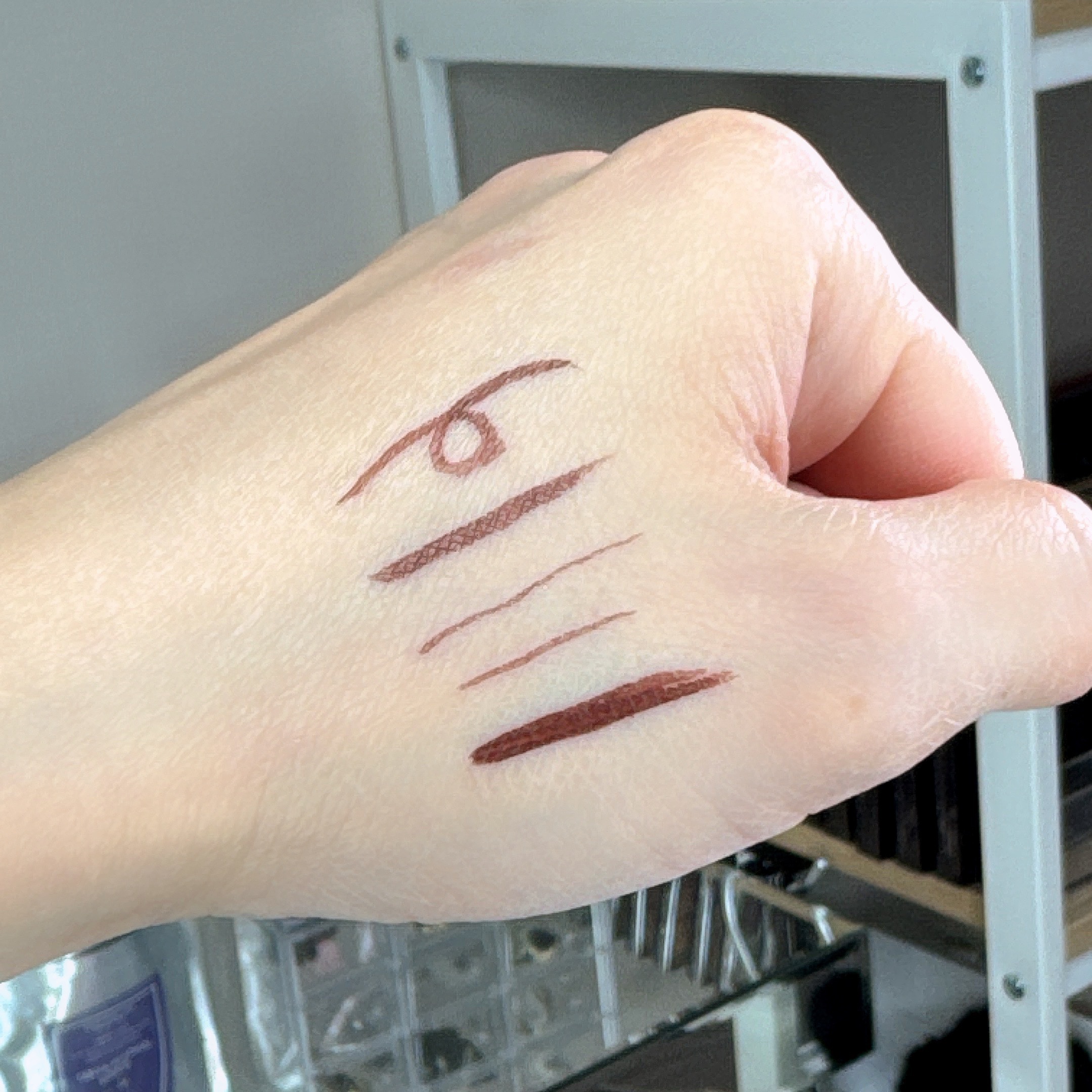 アヴァンセ ジョリ・エ ジョリ・エ リキッドアイライナー ピンクブラウン/アヴァンセ/リキッドアイライナーを使ったクチコミ（3枚目）