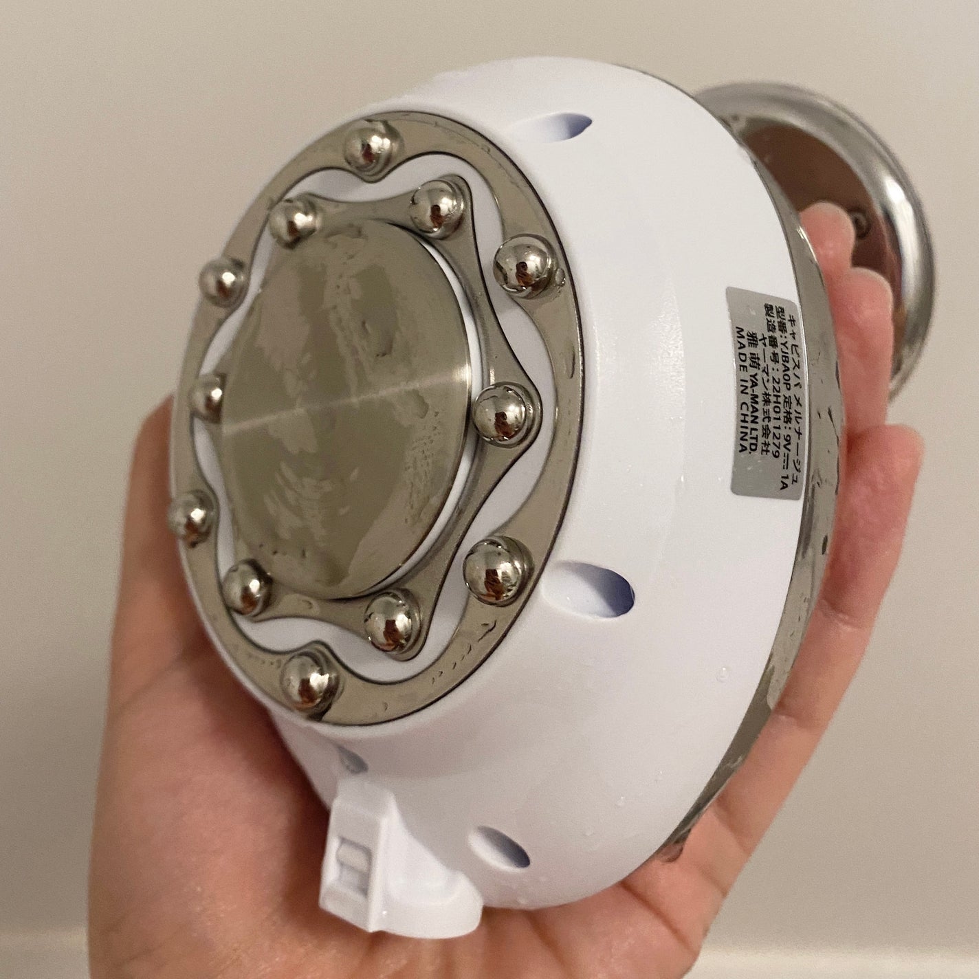 YAMAN 美顔器 キャビスパ メルナージュ ローズゴールド 卵型 取扱 試してみた】ヤーマン キャビスパ メルナージュのリアルな口コミ