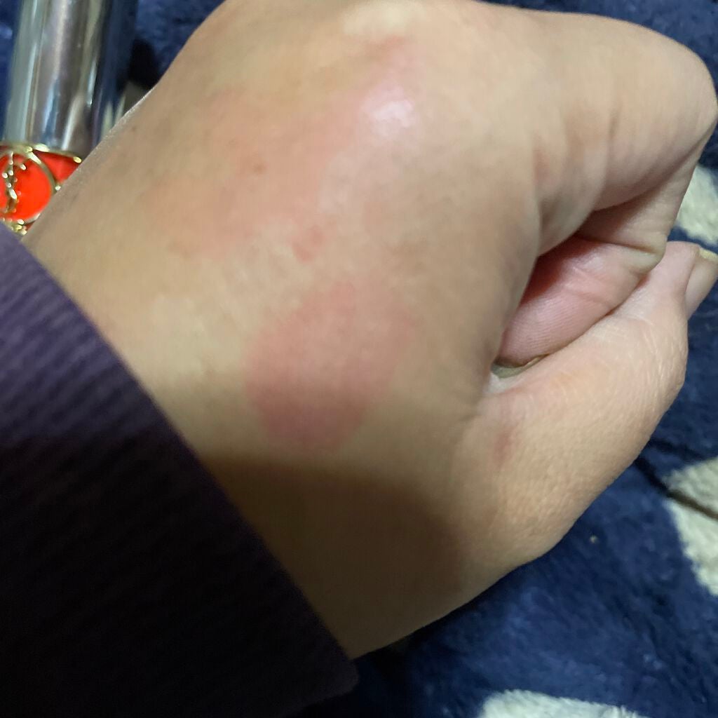 ヴォリュプテ プランプインカラー/YVES SAINT LAURENT BEAUTE/口紅を使ったクチコミ(3枚目)