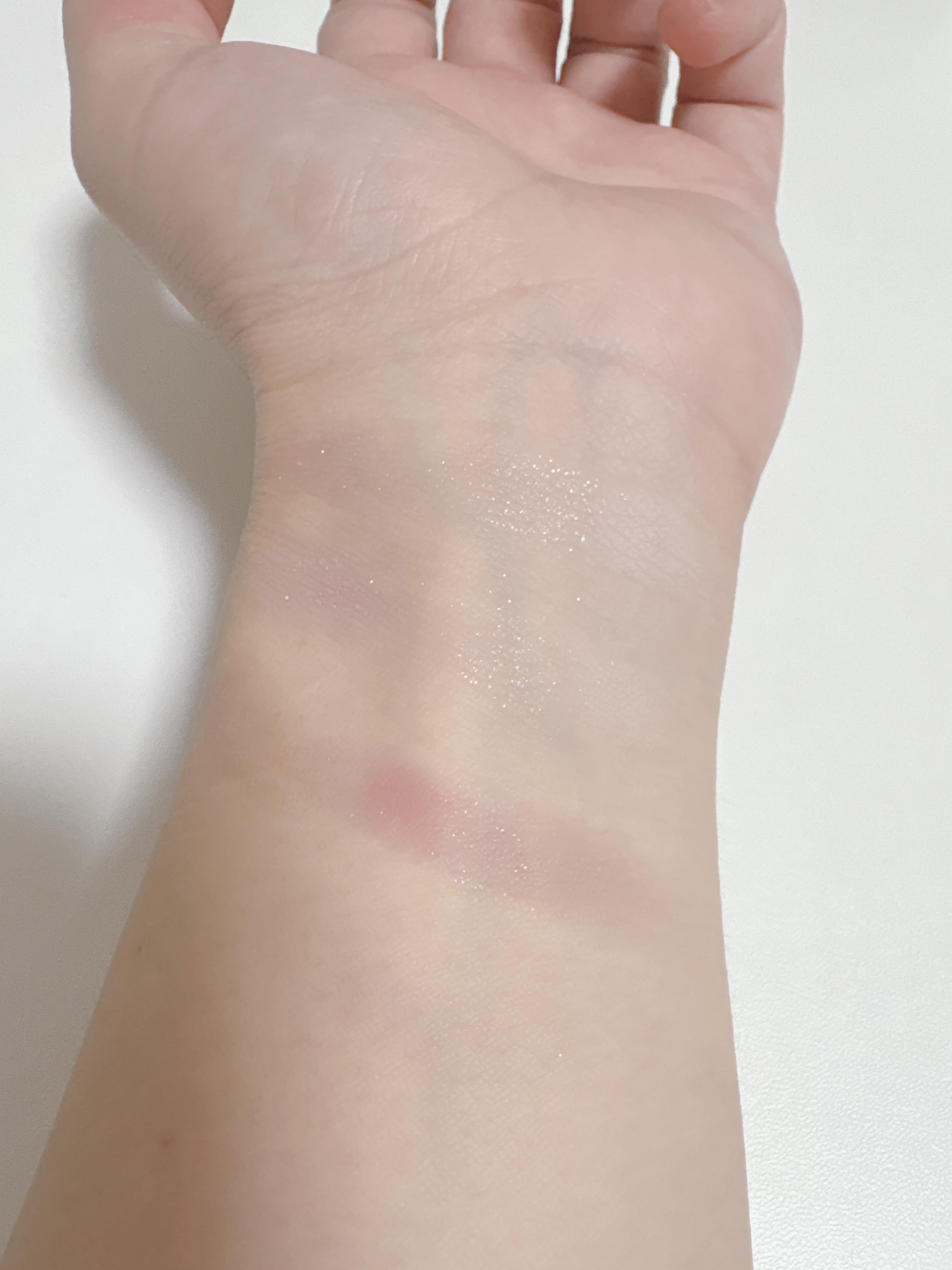 ＵＧＴ　ドットアイカラーパレット 04c　ベリー/U R GLAM/アイシャドウパレットを使ったクチコミ（2枚目）