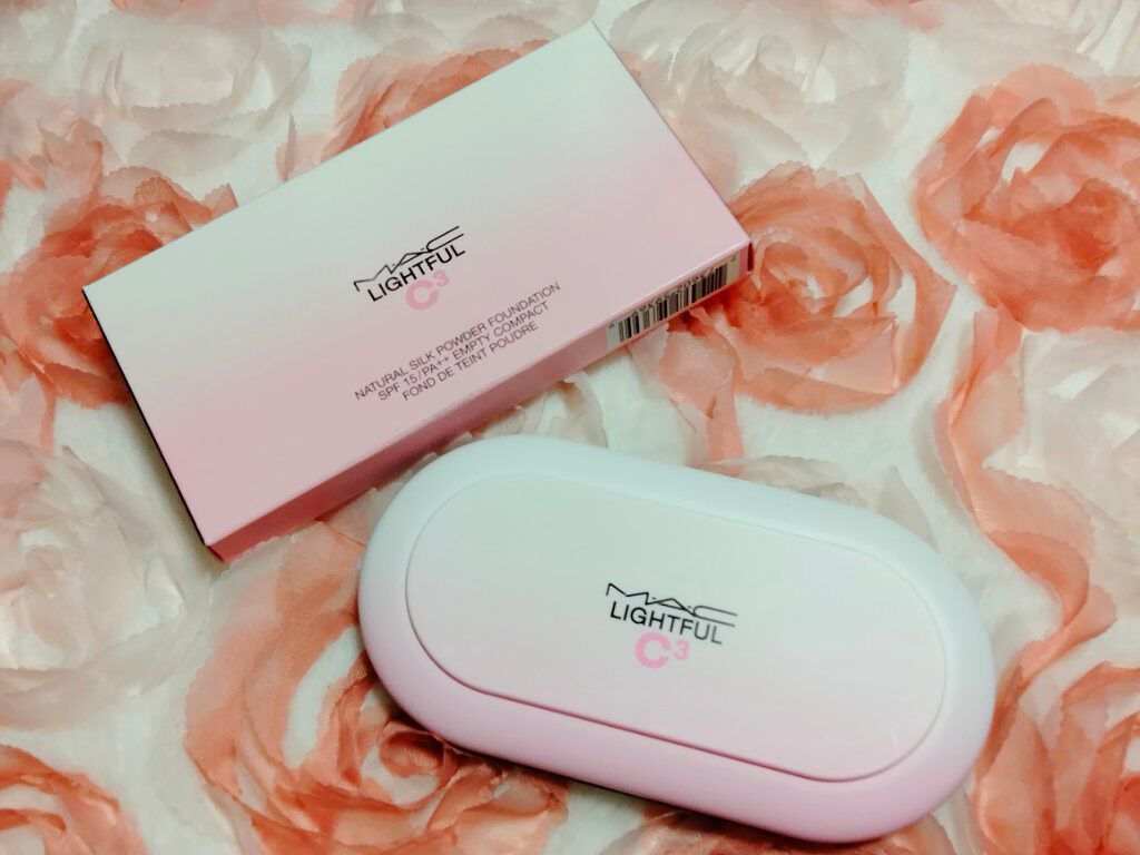 ライトフル C３ ナチュラル シルク パウダーファンデーション NC30/M・A・C/パウダーファンデーションを使ったクチコミ（1枚目）
