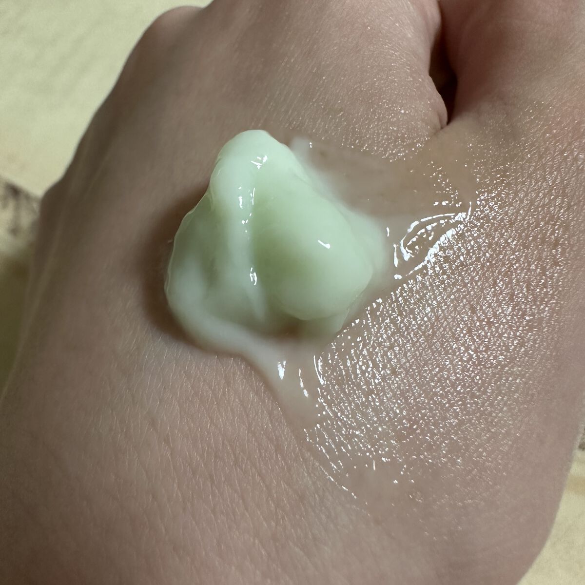 ティーツリーバイオームブレミッシュシカクリーム/MEDIHEAL/フェイスクリームを使ったクチコミ（2枚目）