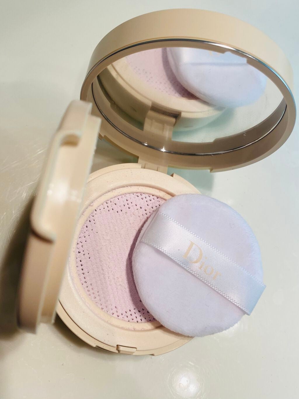 ディオールスキン フォーエヴァー クッション パウダー/Dior/ルースパウダーを使ったクチコミ(1枚目)