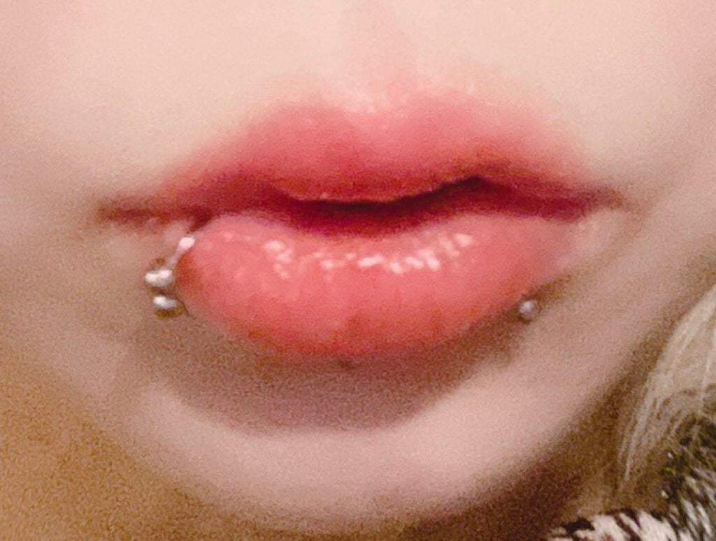 キラティントグロス/WHOMEE/リップティントを使ったクチコミ(2枚目)