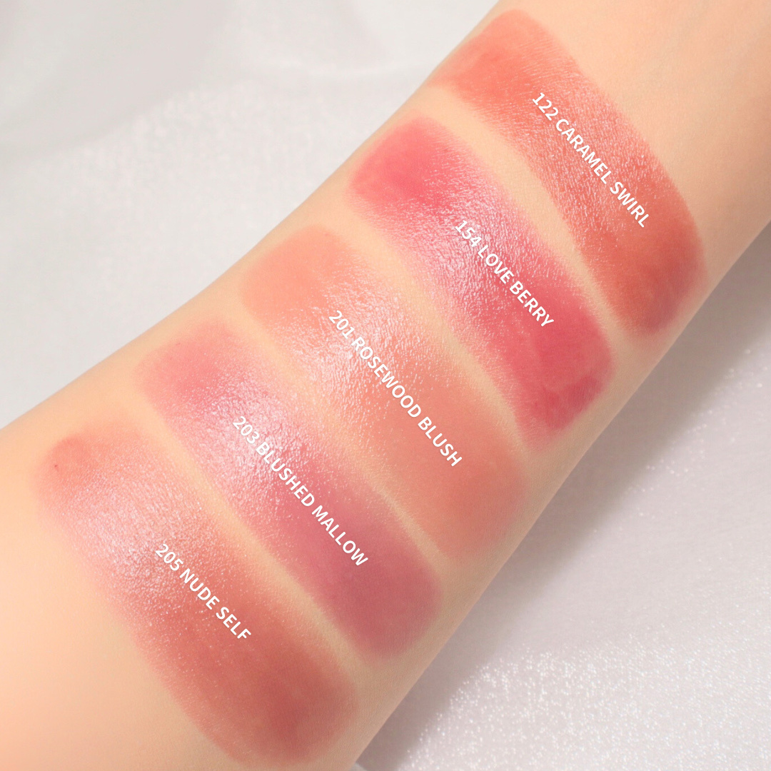 YVES SAINT LAURENT BEAUTEの口紅 YSL ラブシャイン キャンディ