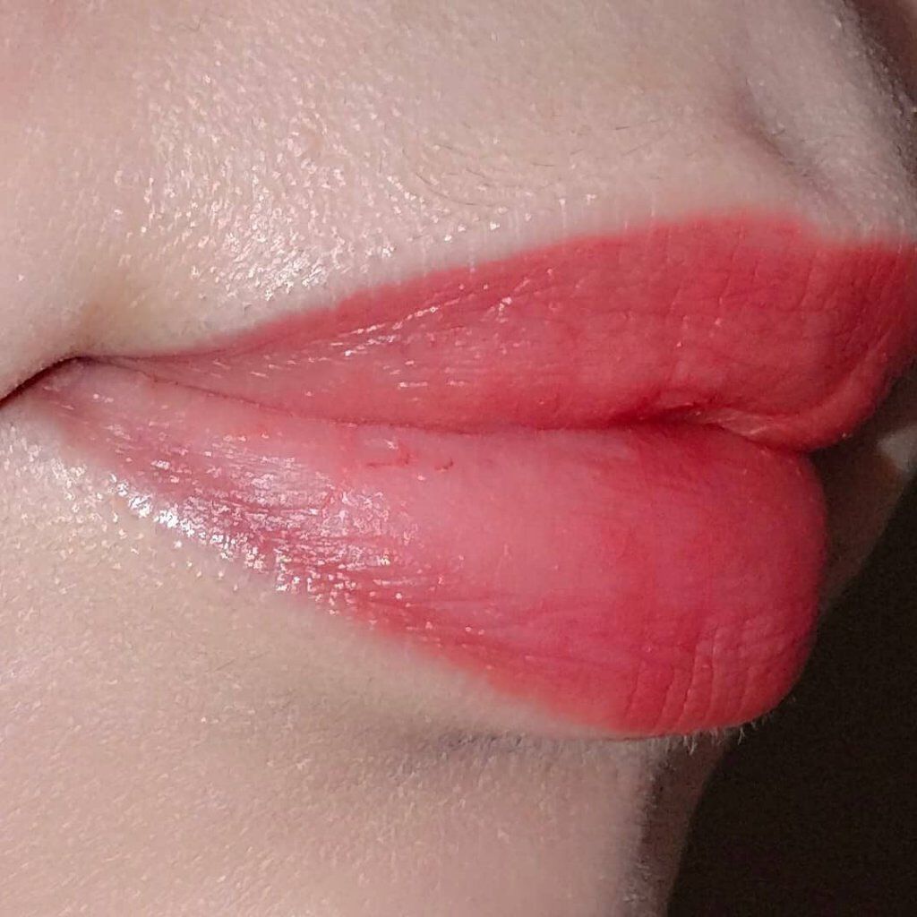 ブラー フィット ティント BT8. バーガンディーアディクション/MERZY/リップティントを使ったクチコミ（2枚目）