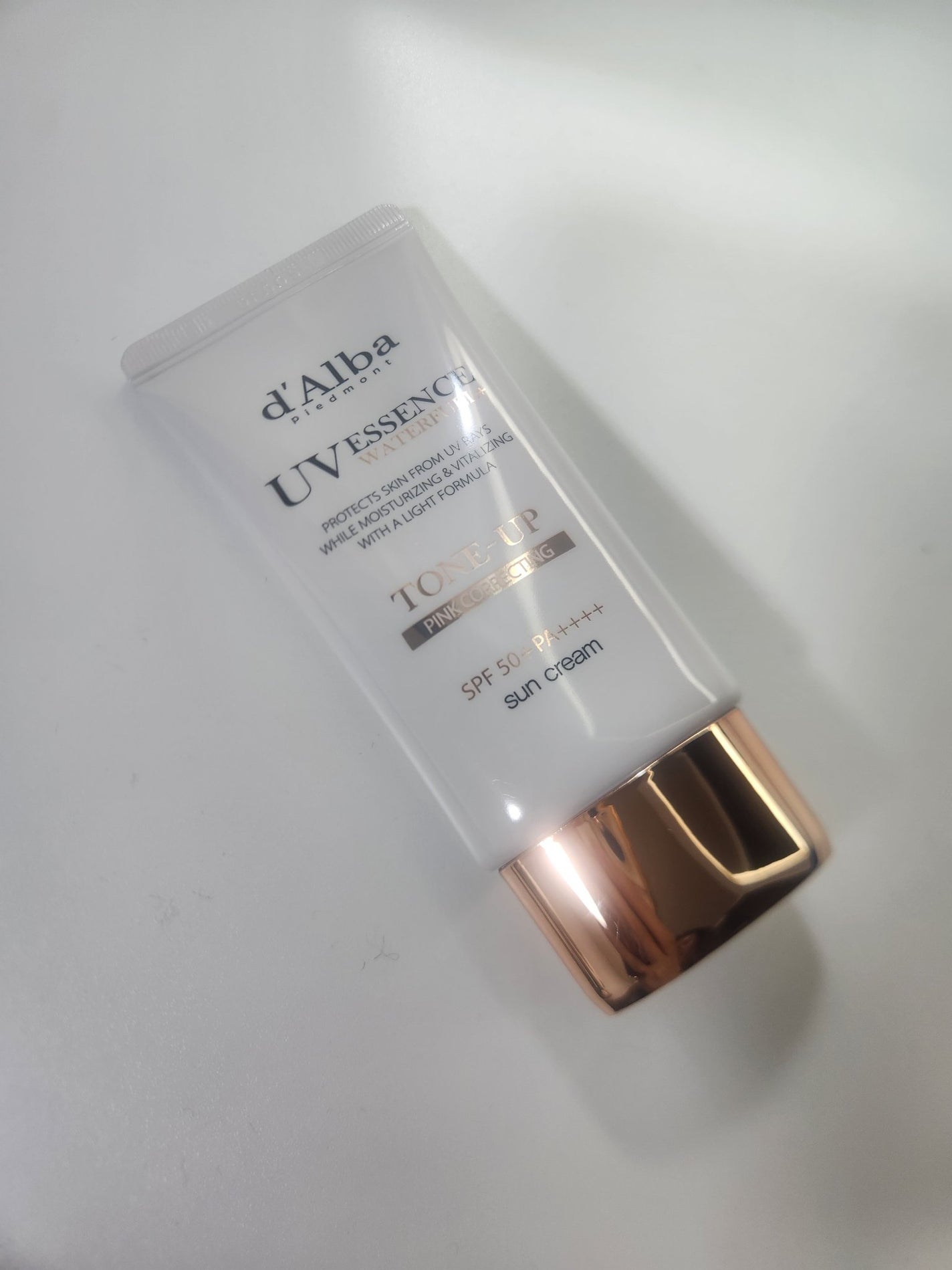 ウォータフルトーンアップサンクリーム/ダルバ/日焼け止めクリームを使ったクチコミ(1枚目)