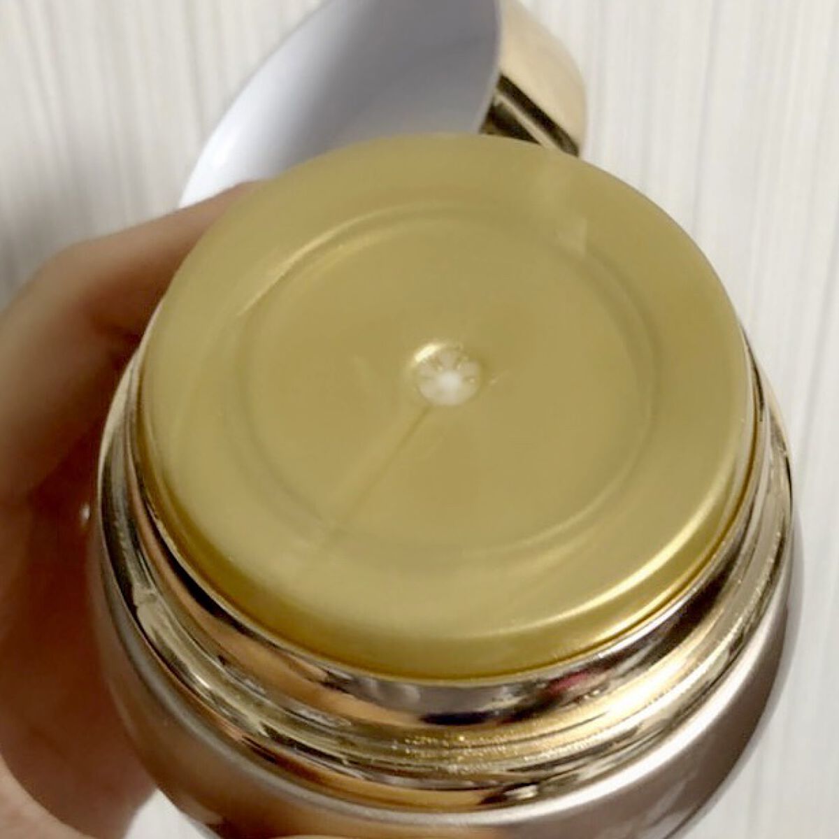 PRESIST　V FIX AMAZING CREAM/PRESIST/フェイスクリームを使ったクチコミ（3枚目）