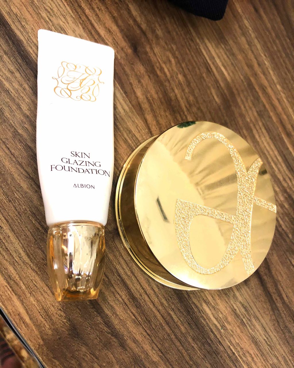 ラ プードル オートニュアンス/Elégance/プレストパウダーを使ったクチコミ（1枚目）