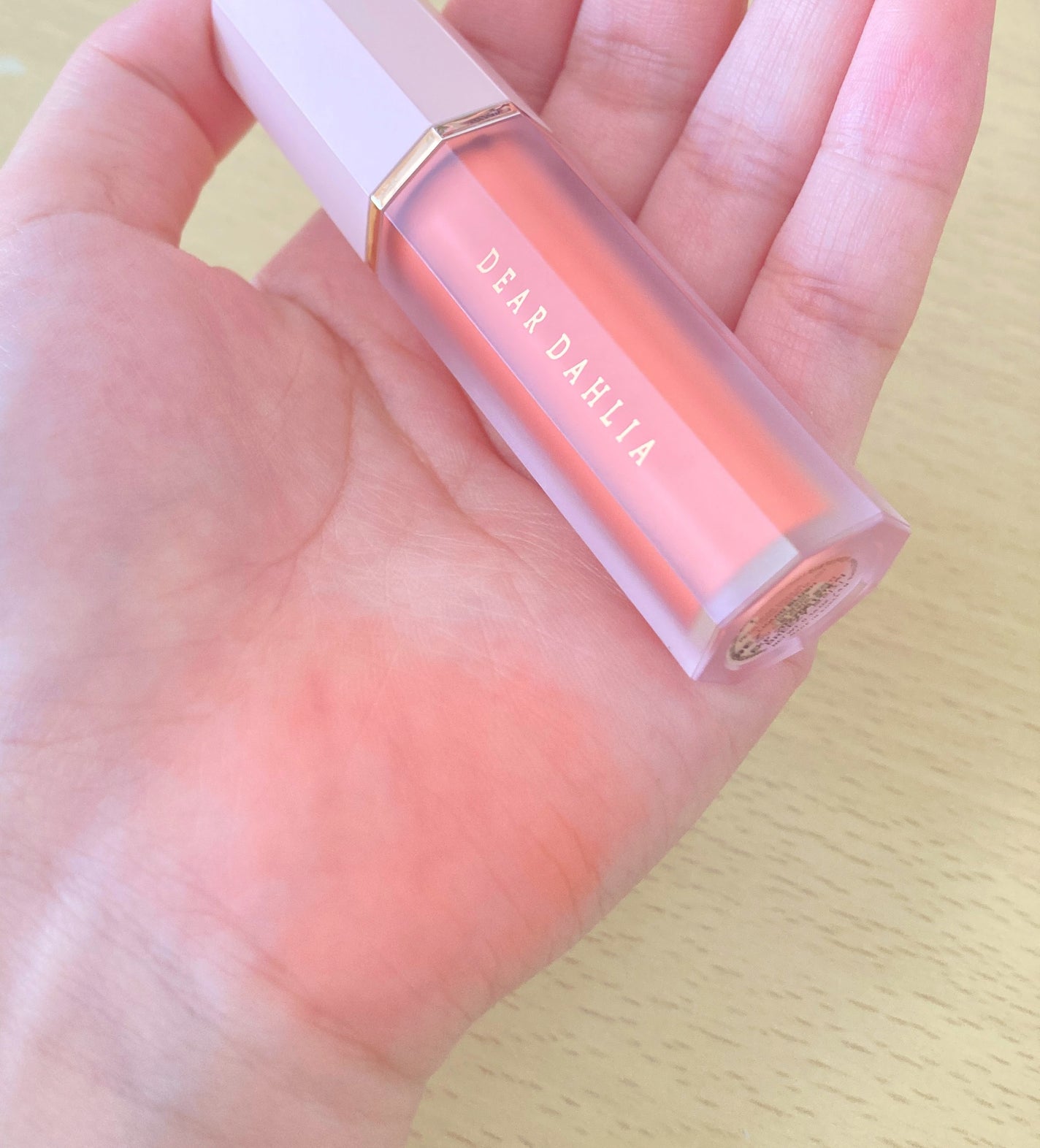 ペタルドロップリキッドブラッシャー/DEAR DAHLIA/リキッドチークを使ったクチコミ(4枚目)