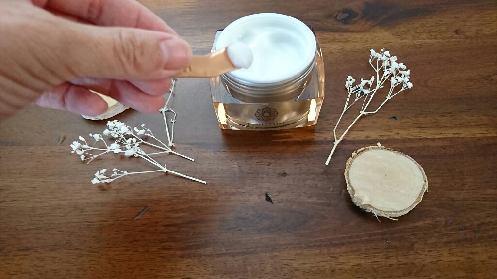 パーフェクトワン 薬用リンクルストレッチジェル/パーフェクトワン/オールインワン化粧品を使ったクチコミ(2枚目)