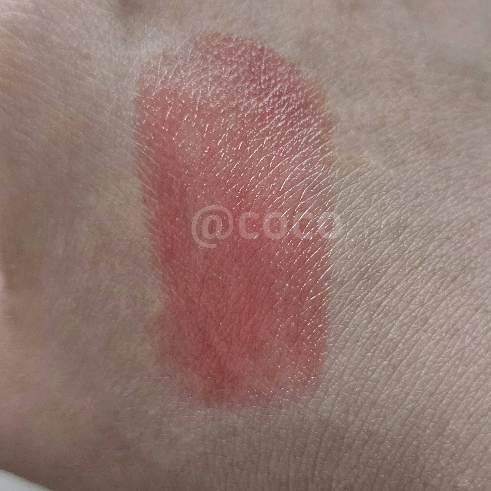 センシュアル ヌードバーム/HERA/リップバームを使ったクチコミ（3枚目）