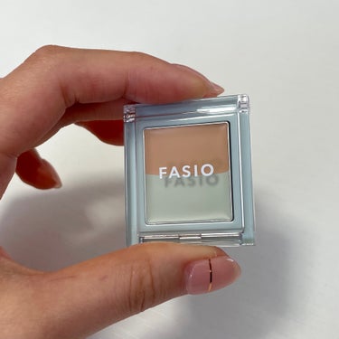 FASIO エアリーステイ コンシーラーのクチコミ「赤みにパンチ👊
緑で小鼻の赤みやニキビ跡にダイレクトパンチです

小鼻の赤みがヤバイわたしは藁.....」（3枚目）