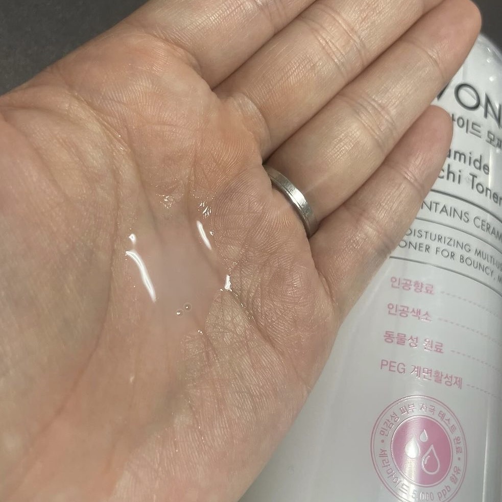Wonder Ceramide Mochi Toner（トニーモリーワンダーCモチトナー）/TONYMOLY/化粧水を使ったクチコミ（3枚目）