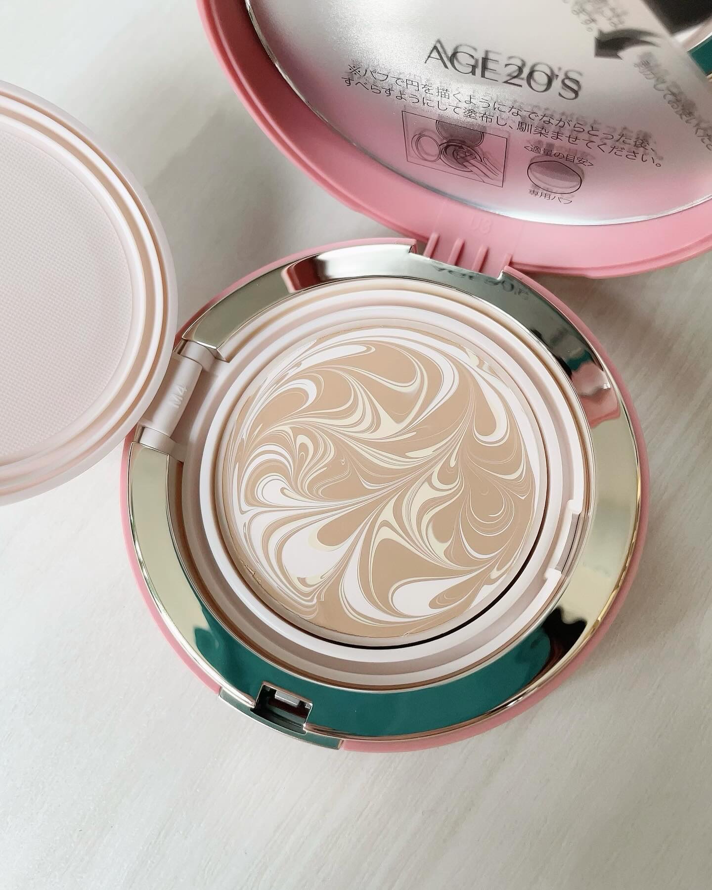 ヴェールヌーディ エッセンスパクトグロウ/AGE20’s/クリーム・エマルジョンファンデーションを使ったクチコミ（3枚目）