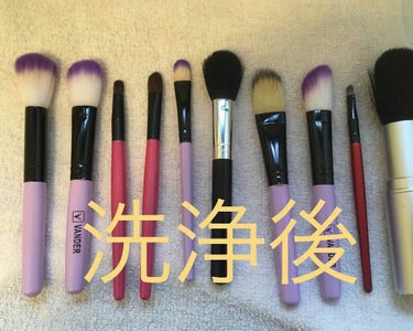 DAISO メイクブラシ専用クリーナーのクチコミ「今回はダイソーの
"Make up Brush Cleaner"
です。

2枚目が洗浄前、3.....」（3枚目）