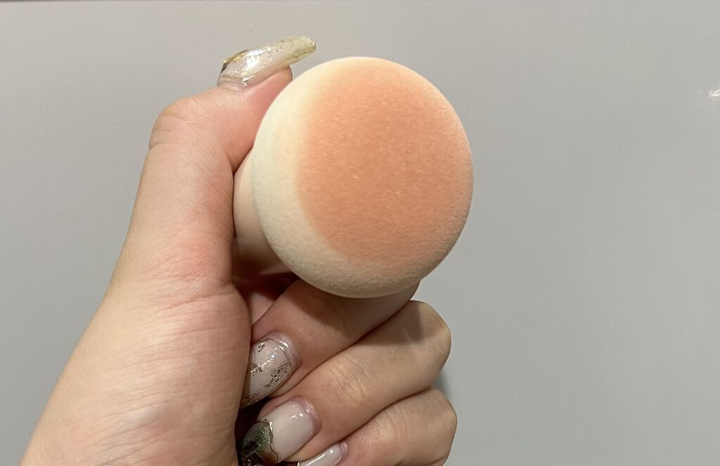 ベアブラッシャー パフ付き/フォレンコス/パウダーチークを使ったクチコミ（2枚目）