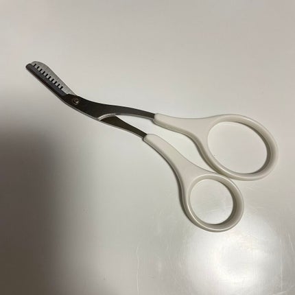 眉スキハサミ/貝印/その他化粧小物を使ったクチコミ(2枚目)