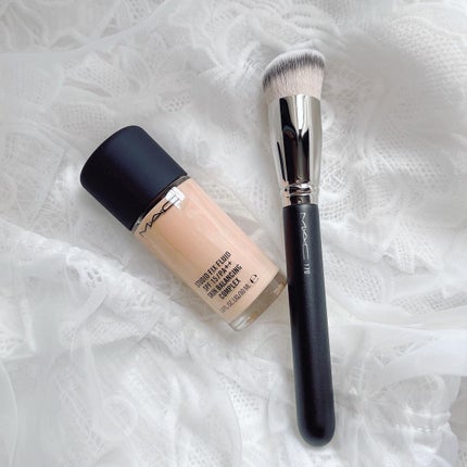 スタジオフィックス フルイッド SPF 15/M・A・C/リキッドファンデーションを使ったクチコミ(2枚目)