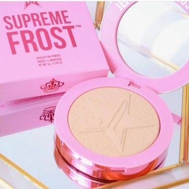 ラメ系ハイライト好きさんにオススメ！
.
.
▹▸JEFFREE STAR COSMETICS
Supreme Frost
Frozen Peach
.
.
.
Lucky bagに入っていて出会ったハ