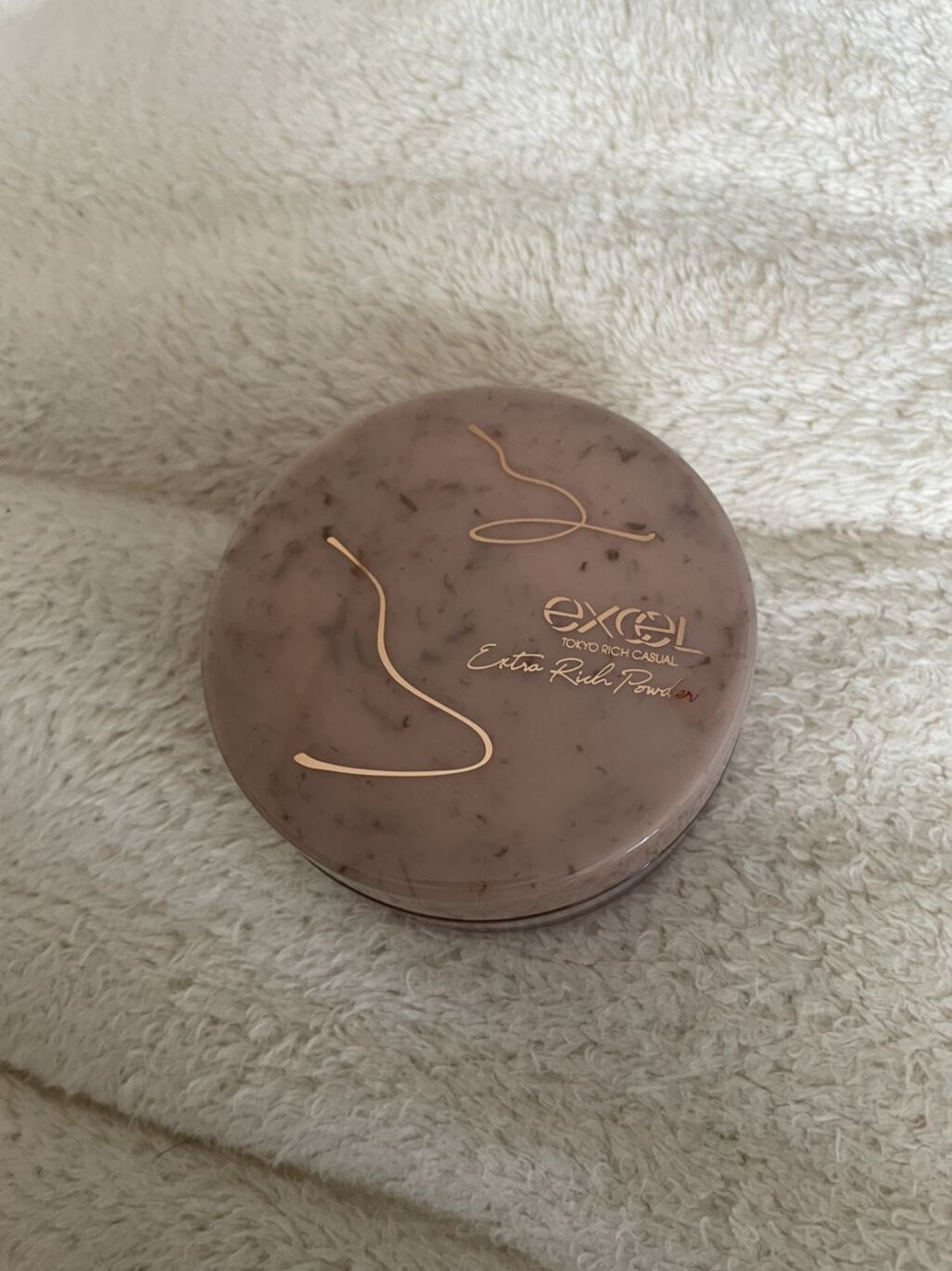 エクストラリッチパウダー　’２２ 02/excel/ルースパウダーを使ったクチコミ（2枚目）
