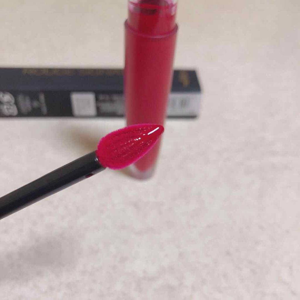 ルージュシグネチャー /ロレアル パリ/リップグロスを使ったクチコミ（2枚目）
