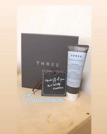 誕生日プレゼントで頂きました。
THREEのコスメを使うのは初でした。

これはハンドだけではなく、
腕にも使える、ハンド&アームクリーム！！
少量でも伸びが良い、しっかりと保湿されている感じがするので